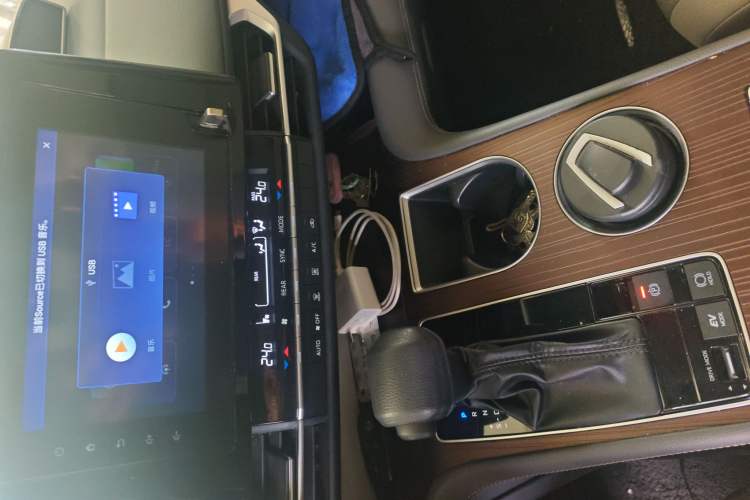 Used Toyota Sienna 2023 2.5L Hybrid Comfort Edition