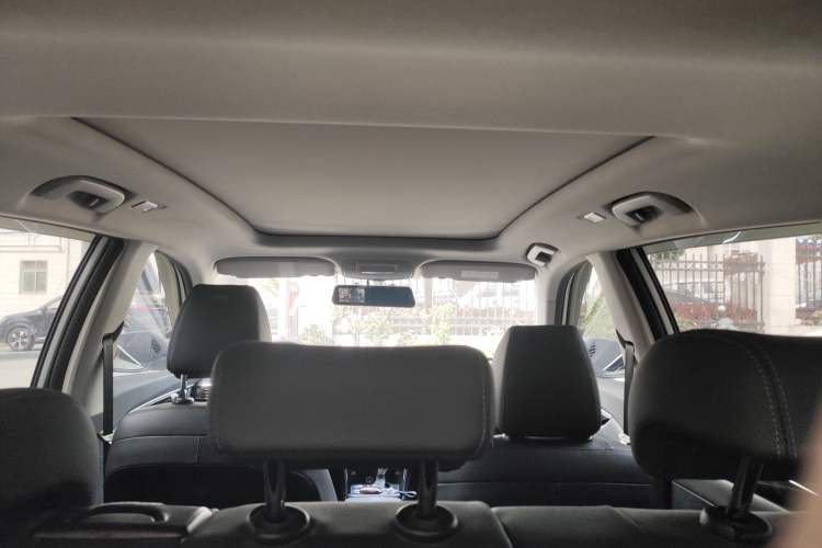 Used Dongfeng Aeolus Yixuan GS 2020 230T Automatic Yueyu Version Headliner