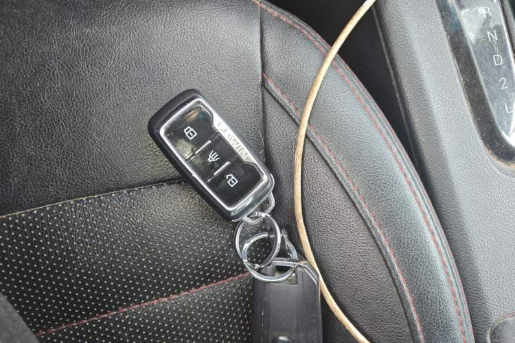 Used Cowin V3 2016 1.5L Automatic SmartLink III