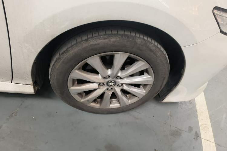 Used Toyota Camry 2018 2.0G Luxury Edition Exterior 5