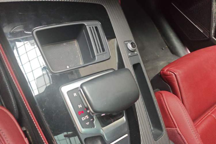 Used Audi Q5L 2021 40 TFSI Enjoy Life Edition Gear Lever