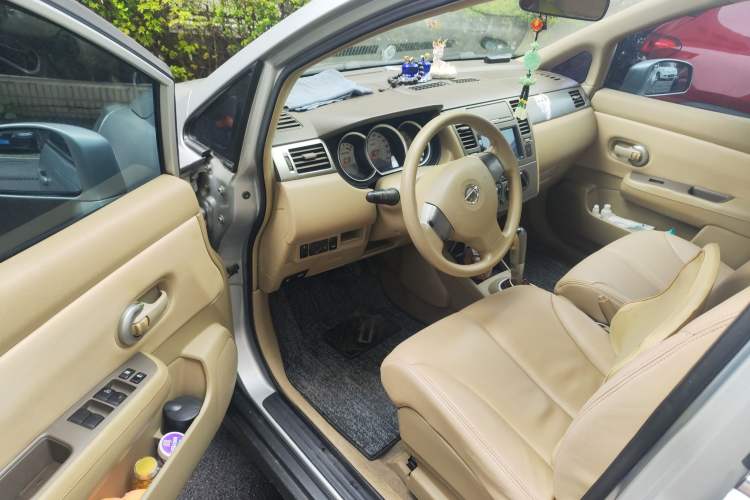 Used Nissan Tiida Sedan 2006 1.6 JC AT Driver Seat