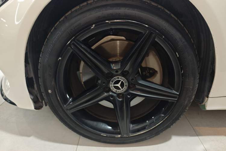 Used Mercedes-Benz C-Class 2018 C 200 L Sport Edition Achievement Special Edition Left Front Wheel Hub