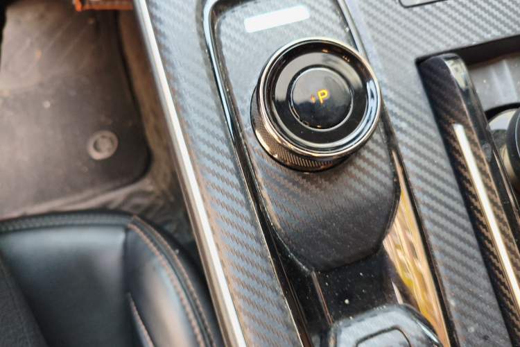 Used AION S 2023 Meizu 580 Lithium Iron Phosphate Gear Lever