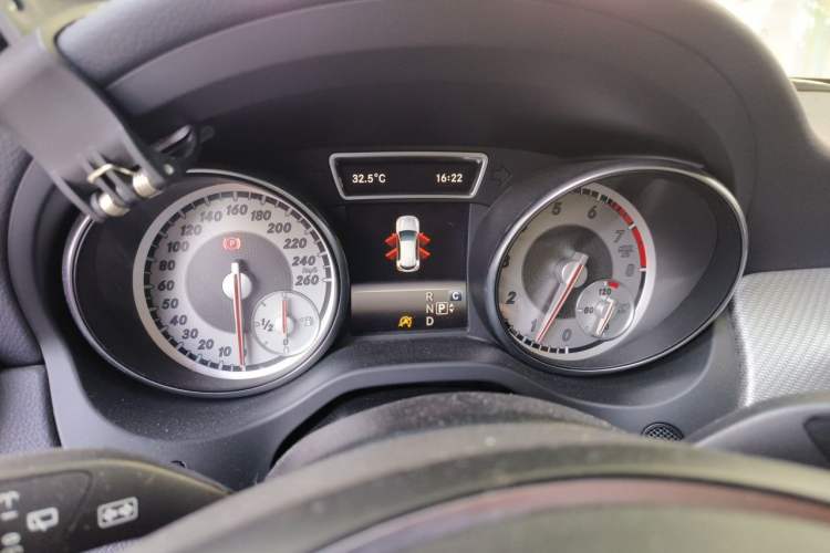 Used Mercedes-Benz GLA 2016 GLA 200 Fashion Model
