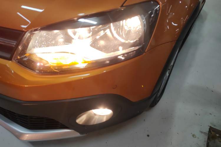 Used Volkswagen Polo 2014 1.6L Cross Polo Automatic