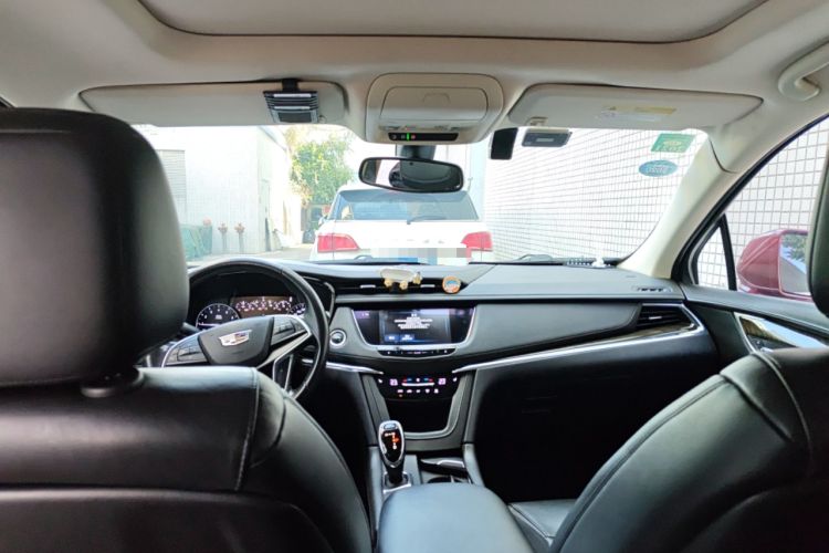 Used Cadillac XT5 2018 25T Luxury Model