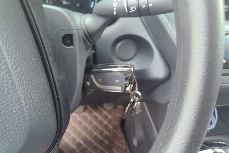 Used Toyota Corolla Cross 2023 2.0L Pioneer Edition
