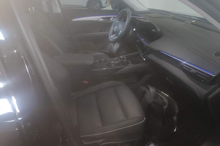 Used Buick Envision 2025 Encore Plus 28T All-Wheel-Drive Platinum Edition