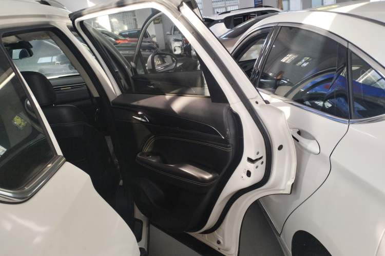 Used GAC Trumpchi GS5 2021 Advanced Model 270T Tech Smart Edition Right Rear Door Interior