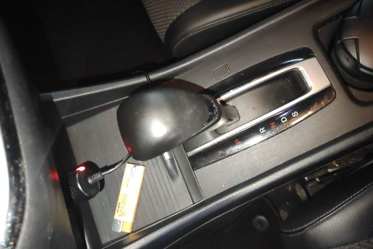 Used Honda Jade 2014 1.8L Automatic Comfort Elite Version 5 Seats