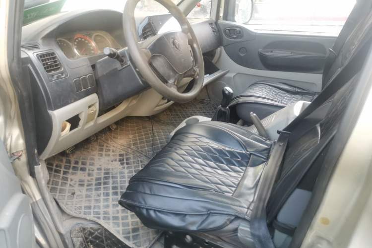 Used FORTHING Lingzhi 2015 M5 Q7 2.0L 7-seat Long-Wheelbase Comfort Model
