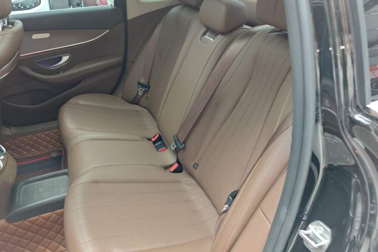 Used Mercedes-Benz E-Class 2020 E 260 L
