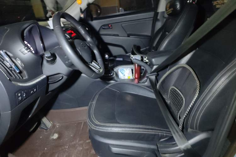 Used Kia Sportage R 2012 2.0L Automatic Two-Wheel Drive GLS
