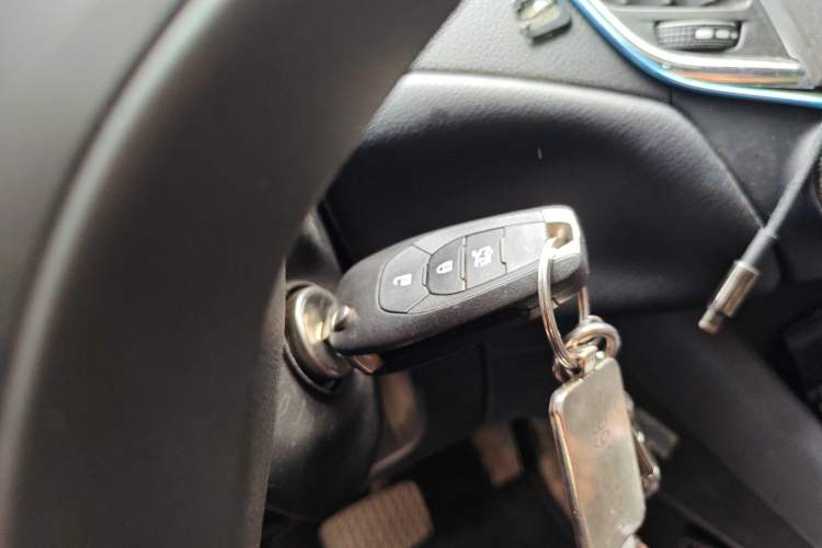 Used Chevrolet Cruze 2018 Redline 320 Automatic Pioneer Edition