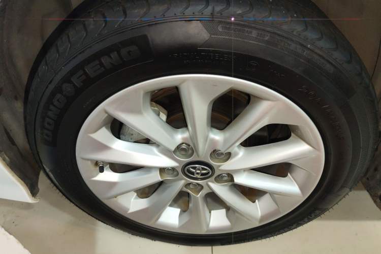 Used Toyota Corolla 2021 Dual-Motor 1.8L E-CVT Elite Edition Exterior 4