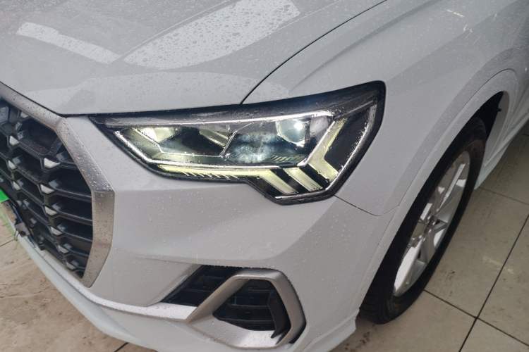 Used Audi Q3 2019 35 TFSI Advanced Dynamic Edition Left Front Headlight