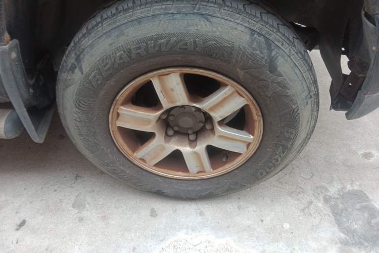 Used Huanghai Da Chaishen 2009 2.8T Two-Wheel-Drive Diesel Luxury Version 4JB1T1
