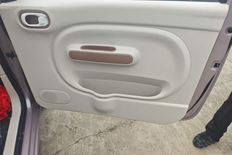 Used Bestune Pony 2026 Model 222km Shining Horse Interior 5