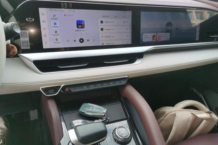 Used Geely Auto Monjaro L 2024 2.0TD High-Power Automatic Two-Wheel Drive Yunqi Version
