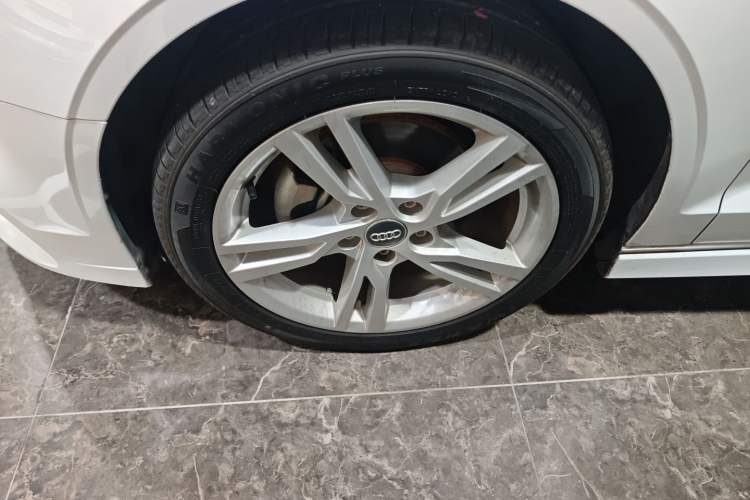 Used Audi A3 2019 Limousine 35 TFSI Fashion Edition China VI Emission Standard