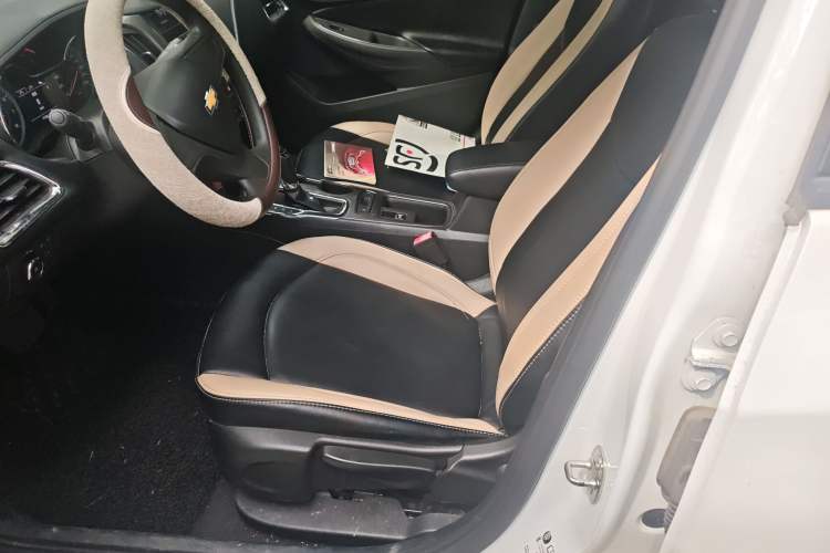 Used Chevrolet Cruze 2018 320 Automatic Pioneer Sunroof Edition