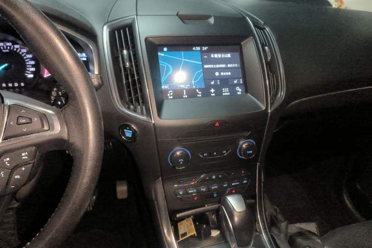 Used Ford Edge 2018 EcoBoost 245 Two-Wheel-Drive Titanium 7-Seater China V Standard
