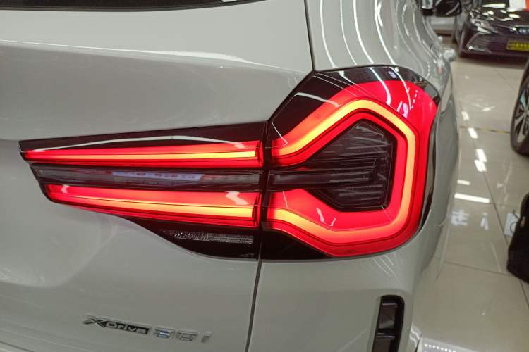 Used BMW X3 2023 xDrive30i Leading Model M Night Edition Package Right Rear Taillight