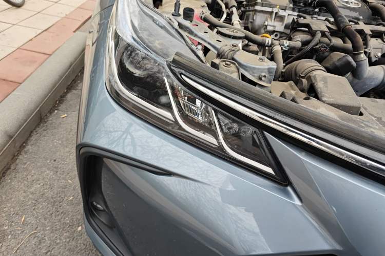 Used Toyota Corolla 2021 Dual-Motor 1.8L E-CVT Elite Edition Right Front Headlight