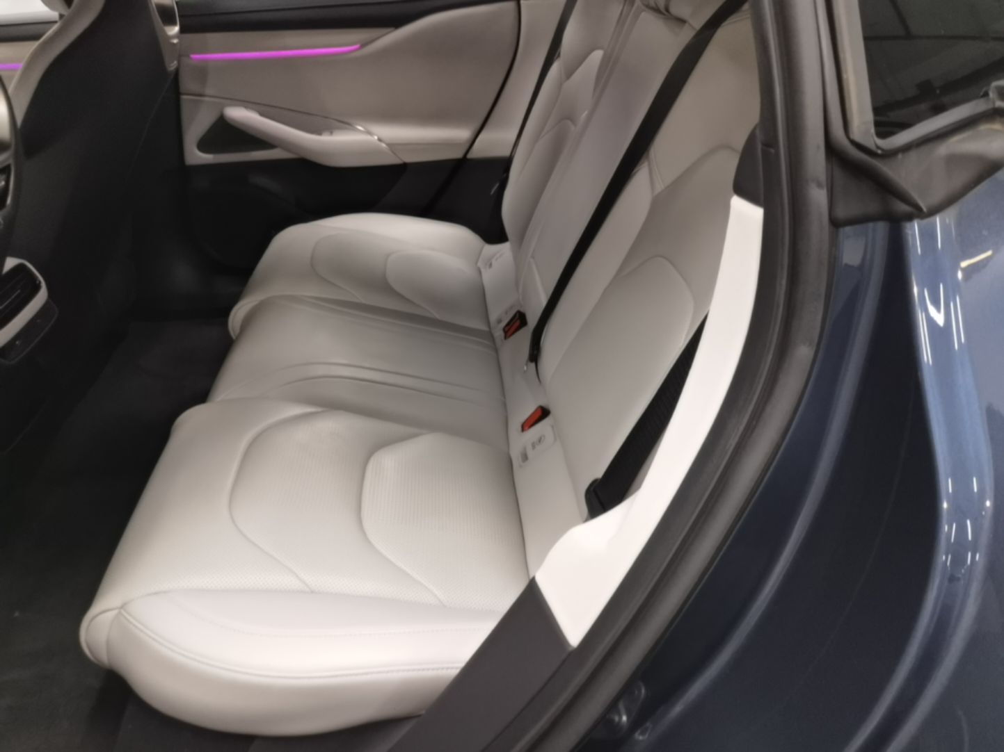 Xiaomi Auto SU7 2024 Four-Wheel-Drive Max Founder's Edition — снимка 20