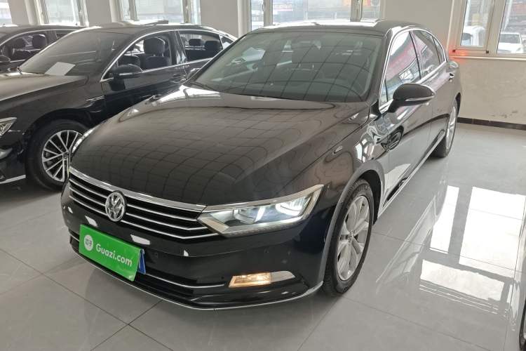 Used Volkswagen Magotan 2018 Facelift 330TSI DSG Luxury Model Front