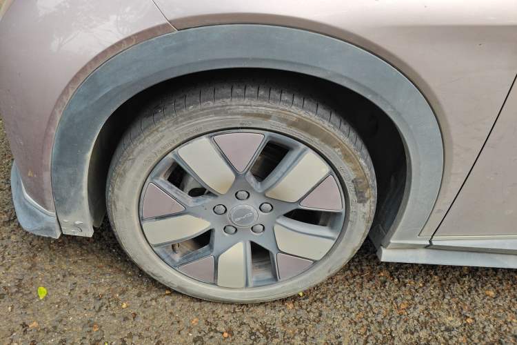 Used BYD Dolphin 2021 401km Knight Edition Left Front Wheel Hub