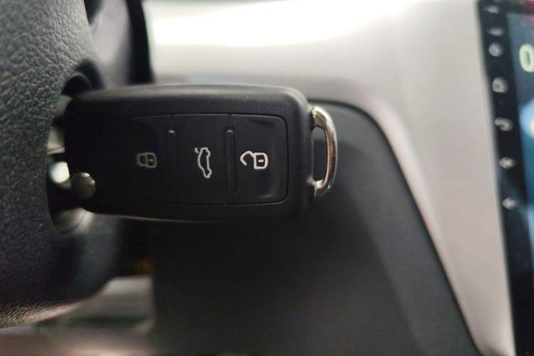 Used Volkswagen Lavida 2018 Classic 1.5L Automatic Fashion Edition China VI Standard
