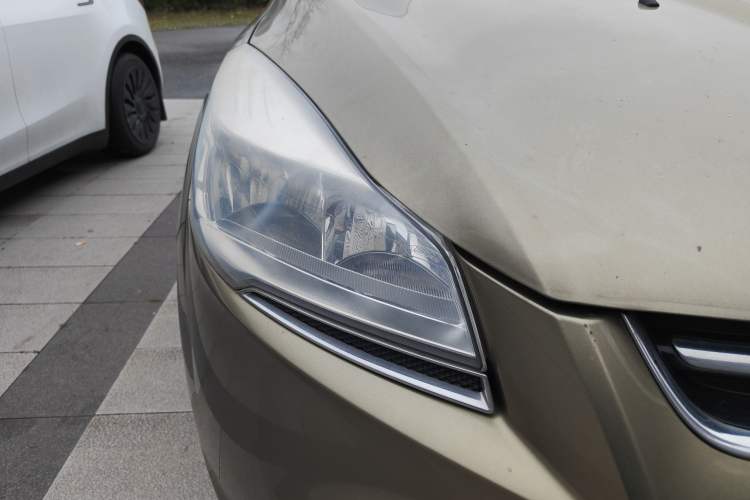 Used Ford Kuga 2015 1.5L GTDi Two-Wheel-Drive Comfort Model