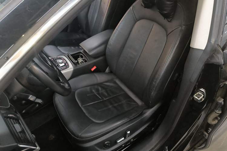 Used Audi A7 2018 35 TFSI Fashion Model Left Front Seat
