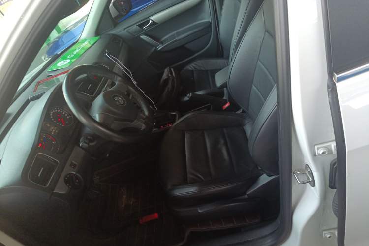 Used Volkswagen Lavida 2013 Restyled Classic 1.6L Automatic Comfort Edition Left Front Seat