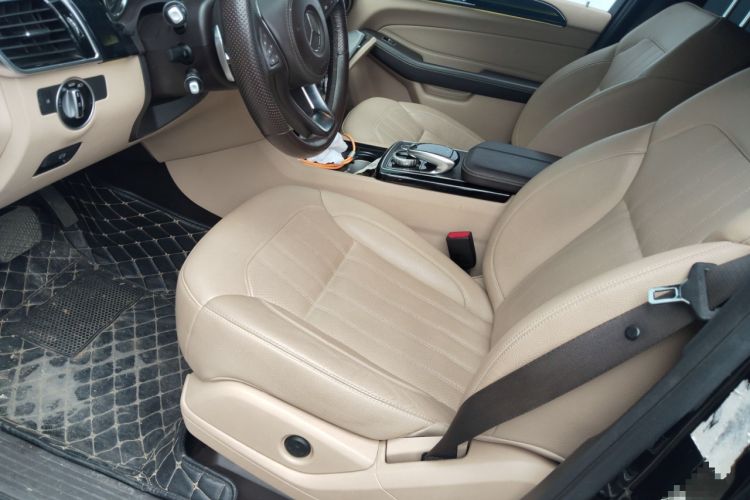 Used Mercedes-Benz GLS 2018 GLS 400 4MATIC Dynamic Model Left Front Seat