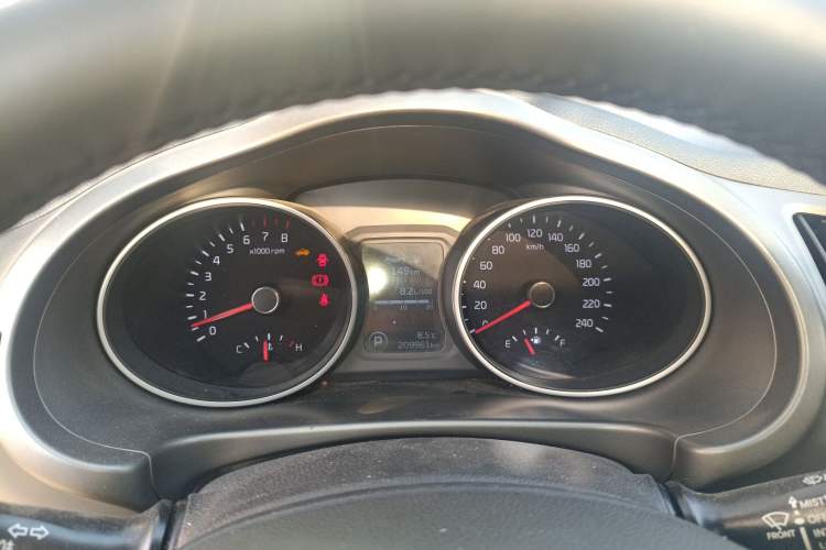 Used Kia Sportage R 2015 2.0L Automatic Two-Wheel Drive GLS Instrument Cluster