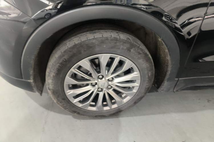 Used Cadillac XT4 2024 28T Two-Wheel-Drive Luxury Version
