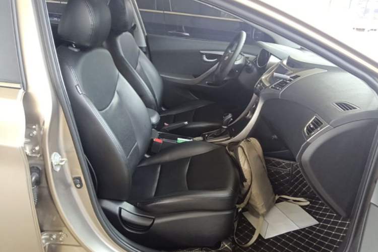 Used Hyundai Elantra (5th Generation / Langdong) 2016 1.6L Automatic Prestige Model