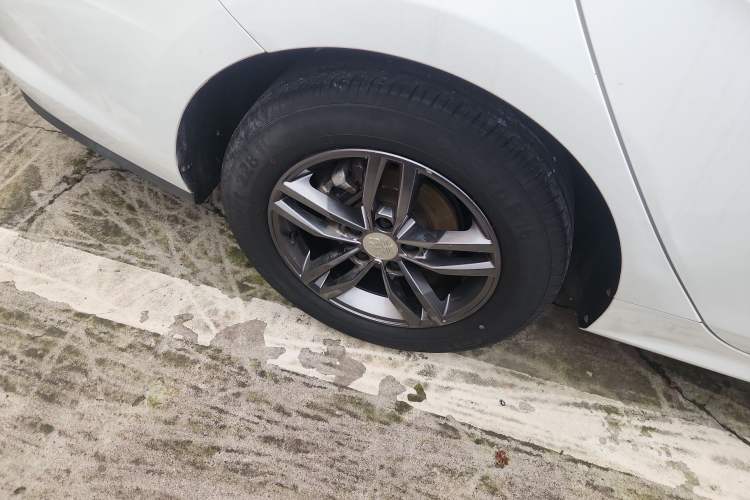 Used BYD Qin Pro 2018 1.5L Manual SmartConnect Fendong Model
