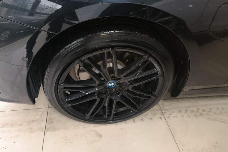 Used BMW i5 2024 eDrive 35L M Sport Package