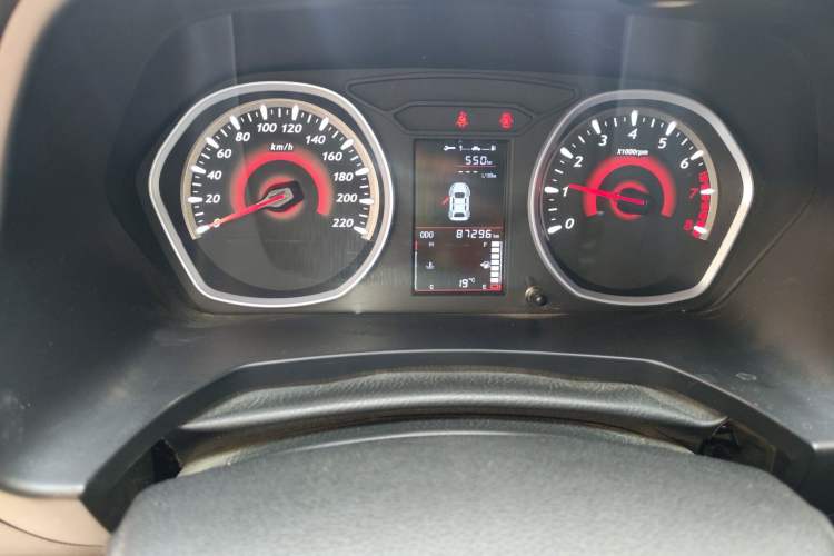 Used Soueast DX3 2018 1.5L Manual Luxury Model Odometer Close Up