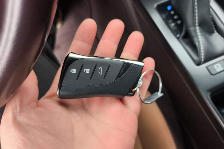 Used Lexus ES 2020 200 Excellence Edition
