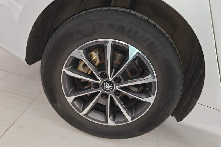 Used BYD Qin PLUS 2024 HONOR Edition DM-i 55KM Leading Model
