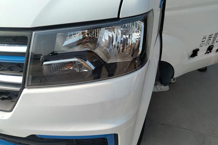 Used Jinbei New Hiace EV 2023 Profit-Making Type Left Front Headlight