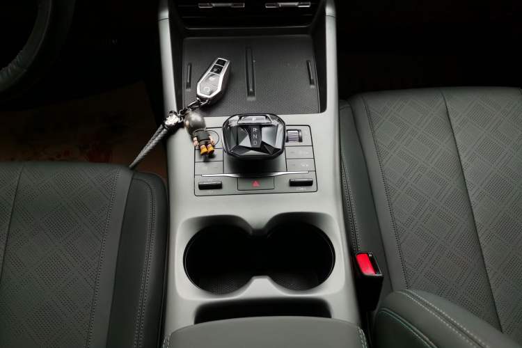 Used BYD Qin PLUS 2025 DM-i Smart Drive 55KM Leading Model
