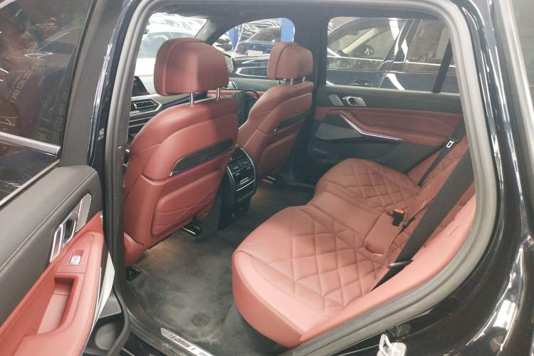 Used BMW X5 2022 Restyled xDrive 40Li Luxury Edition M Sport Package