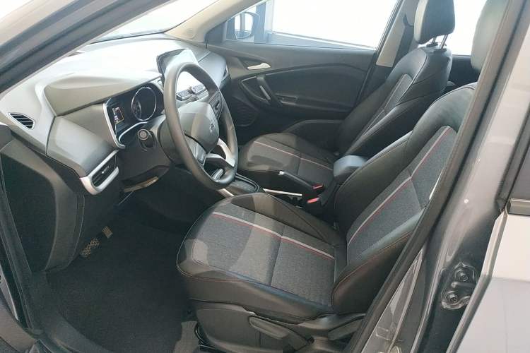 Used Chevrolet Trax 2019 Redline 325T Automatic Fun Edition China VI Standard
