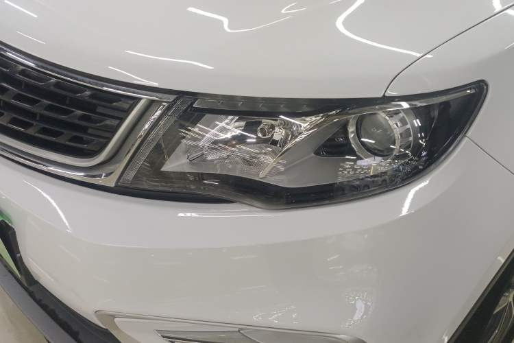 Used Geely Auto Emgrand X7 Sport 2021 Million Edition 1.8TD DCT Two-Wheel Drive Comfort Model